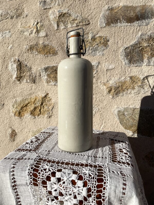 ancienne bouteille grès