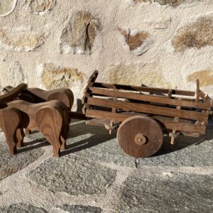 ancien jouet en bois