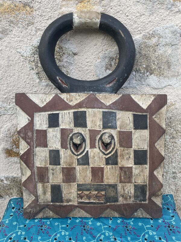 masque bois ancien