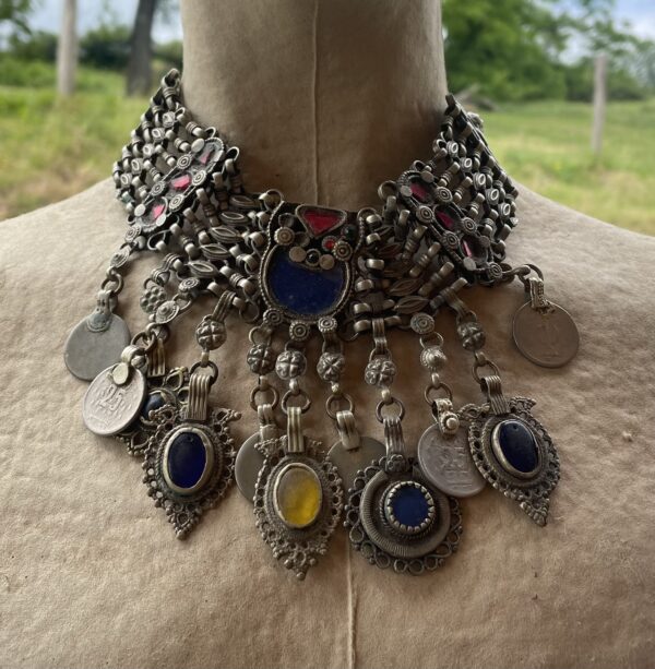 Collier ancien